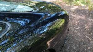 Image 41/50 of Jaguar XKR (1998)