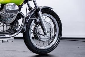 Image 12/36 de Moto Guzzi DUMMY (1974)