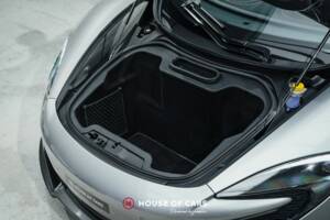Immagine 12/25 di McLaren 650S Spider (2015)