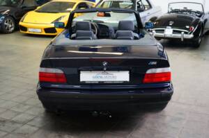Image 10/36 of BMW 318i (1999)