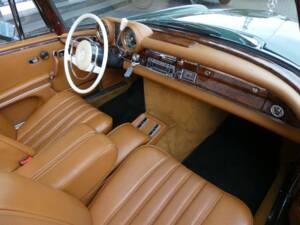 Afbeelding 12/26 van Mercedes-Benz 280 SE 3,5 (1970)