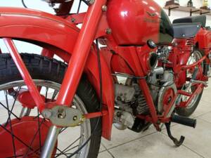 Afbeelding 28/39 van Moto Guzzi DUMMY (1950)