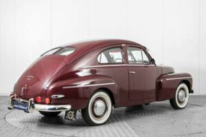 Image 2/50 of Volvo PV 444 (1953)