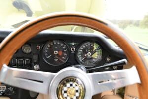 Image 49/50 de Jaguar E-Type (2+2) (1969)