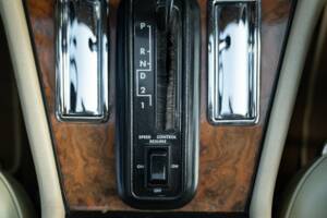 Bild 50/50 von Daimler Double Six (1988)