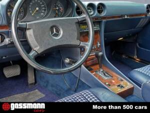 Bild 10/15 von Mercedes-Benz 560 SL (1986)