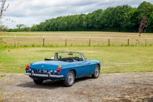 Bild 11/50 von MG MGB (1973)