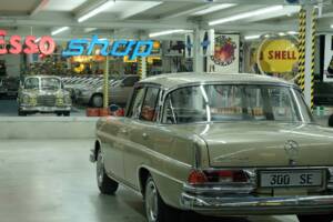 Image 12/50 of Mercedes-Benz 300 SE (1964)