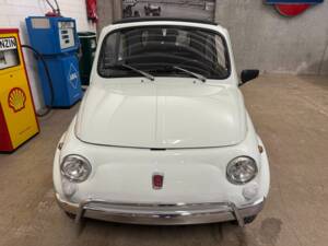 Image 4/19 de FIAT 500 L (2012)