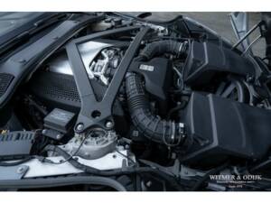 Image 40/41 de Aston Martin DB 11 Volante (2018)