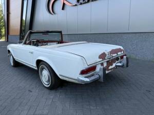 Image 8/50 de Mercedes-Benz 230 SL (1967)