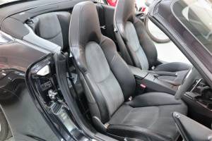 Image 11/12 of Porsche 911 Carrera GTS (2011)