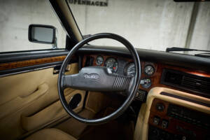 Imagen 55/99 de Daimler Double Six (1993)