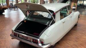 Immagine 29/43 di Citroën ID 19 (1958)