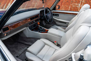 Image 20/38 de Jaguar XJS 4.0 (1995)
