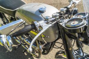 Image 7/10 of Norton 650 SS (1964)
