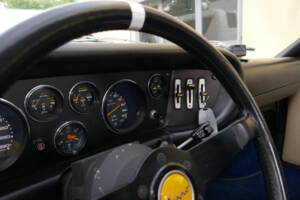 Bild 32/166 von Ferrari Dino 208 GT4 (1975)