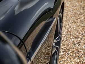 Image 25/59 of Aston Martin DBS (2012)