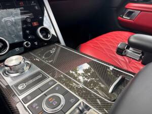 Image 18/29 of Land Rover Range Rover V8 SV Autobiography (2019)