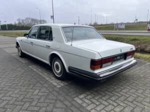 Image 7/8 of Rolls-Royce Silver Spur (1986)