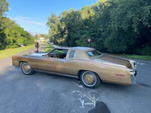 Bild 18/33 von Cadillac Fleetwood Eldorado Biarritz Coupe (1977)
