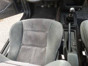 Bild 32/50 von Ford Escort XR3i (1992)