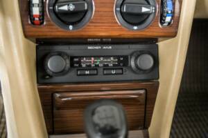 Bild 25/50 von Mercedes-Benz 230 TE (1987)