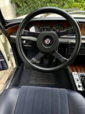 Image 14/20 of BMW 2800 CS (1970)