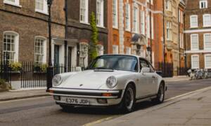 Image 1/33 of Porsche 911 Carrera 3.2 (1988)