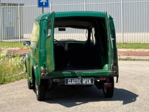 Image 11/16 of Morris Minor 1000 Traveller (1969)