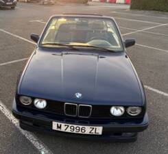 Bild 6/55 von BMW 320i (1991)