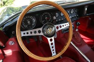 Imagen 16/50 de Jaguar E-Type 4.2 (1964)