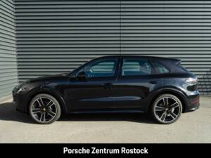 Obraz 12/29 pojazdu Porsche Cayenne E-Hybrid (2022)