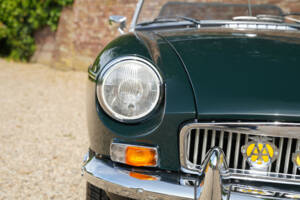 Image 19/50 of MG MGB (1969)