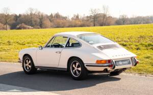 Image 4/47 de Porsche 911 2.2 S (1970)