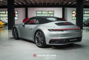 Image 9/25 of Porsche 911 Carrera (2023)