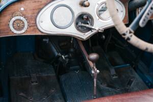 Image 16/25 of Pontiac Economy Eight Special (1933)