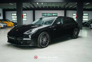 Image 2/25 of Porsche Panamera 4 E-Hybrid (2022)