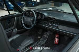 Bild 18/25 von Porsche 911 Carrera 4 (1990)