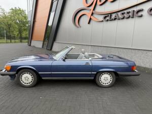 Image 5/46 de Mercedes-Benz 560 SL (1986)