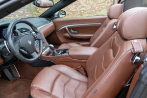 Bild 37/50 von Maserati GranCabrio Sport (2015)
