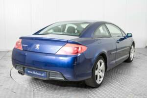Bild 26/45 von Peugeot 407 3.0i V6 (2006)