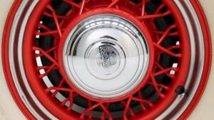 Image 15/15 of Auburn 852 Phaeton (1936)