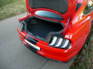 Bild 24/33 von Ford Mustang GT 5.0 V8 (2022)