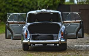 Image 20/50 of Bentley S 3 (1964)