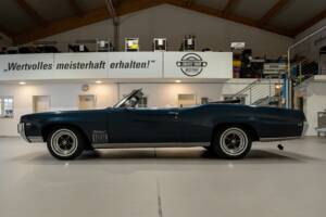 Bild 2/38 von Buick Wildcat Convertible (1969)