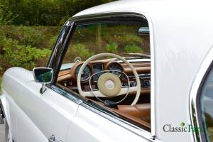 Bild 38/50 von Mercedes-Benz 280 SE (1973)