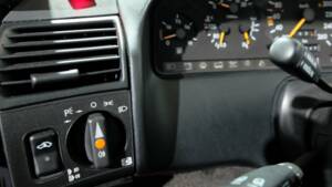 Image 7/33 de Mercedes-Benz 500 SL (1990)