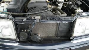 Bild 14/15 von Mercedes-Benz E 200 (1996)