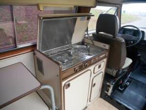 Immagine 24/43 di Volkswagen T3 Westfalia 1.6 (1981)